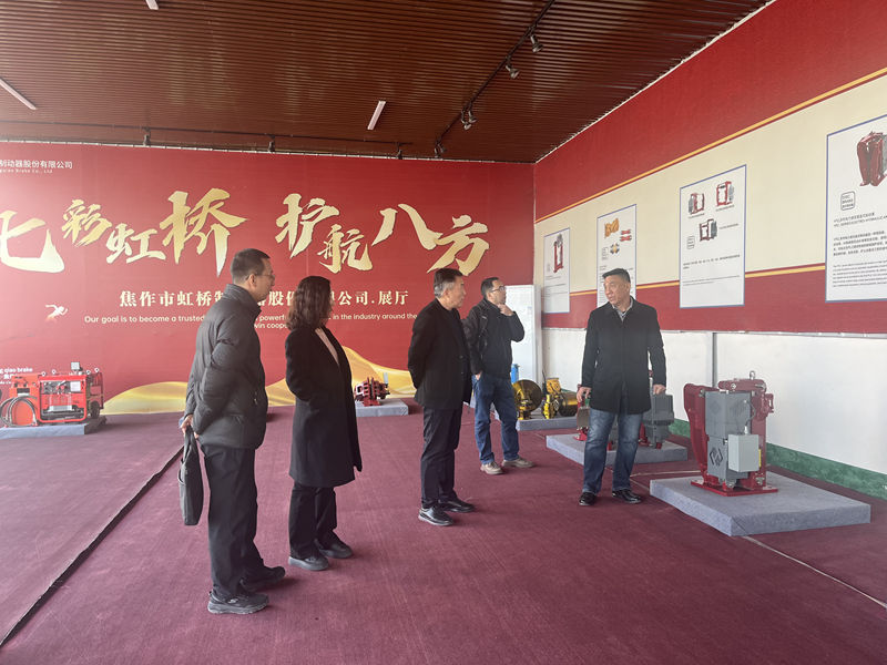 河南工業(yè)大學(xué)機電工程學(xué)院到我司考察交流